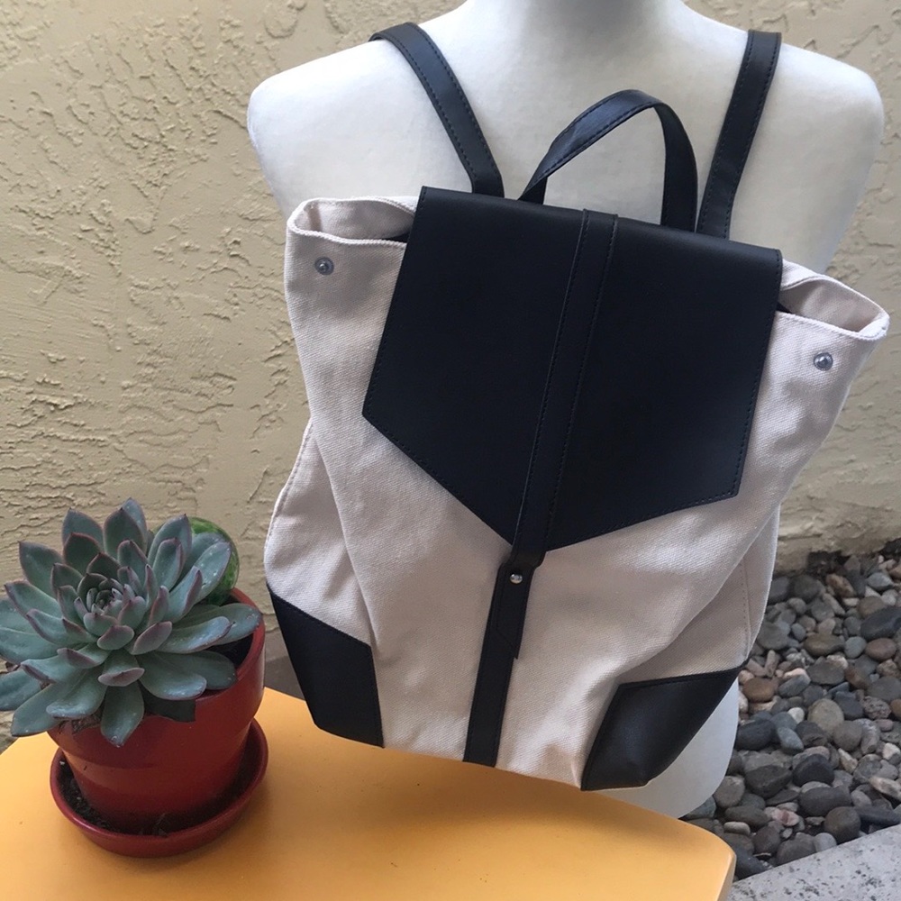 Deux Lux Backpack